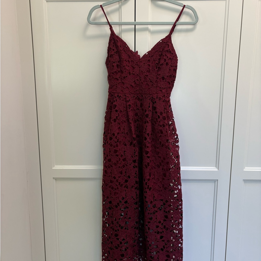 Astr Deep Red/Wine Lace Midi Dress